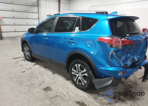 2017 Toyota Rav4 Le z USA, uszkodzony, nr VIN JTMBFREV2HJ708403
